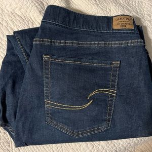 Levi stretch pull on jeans.